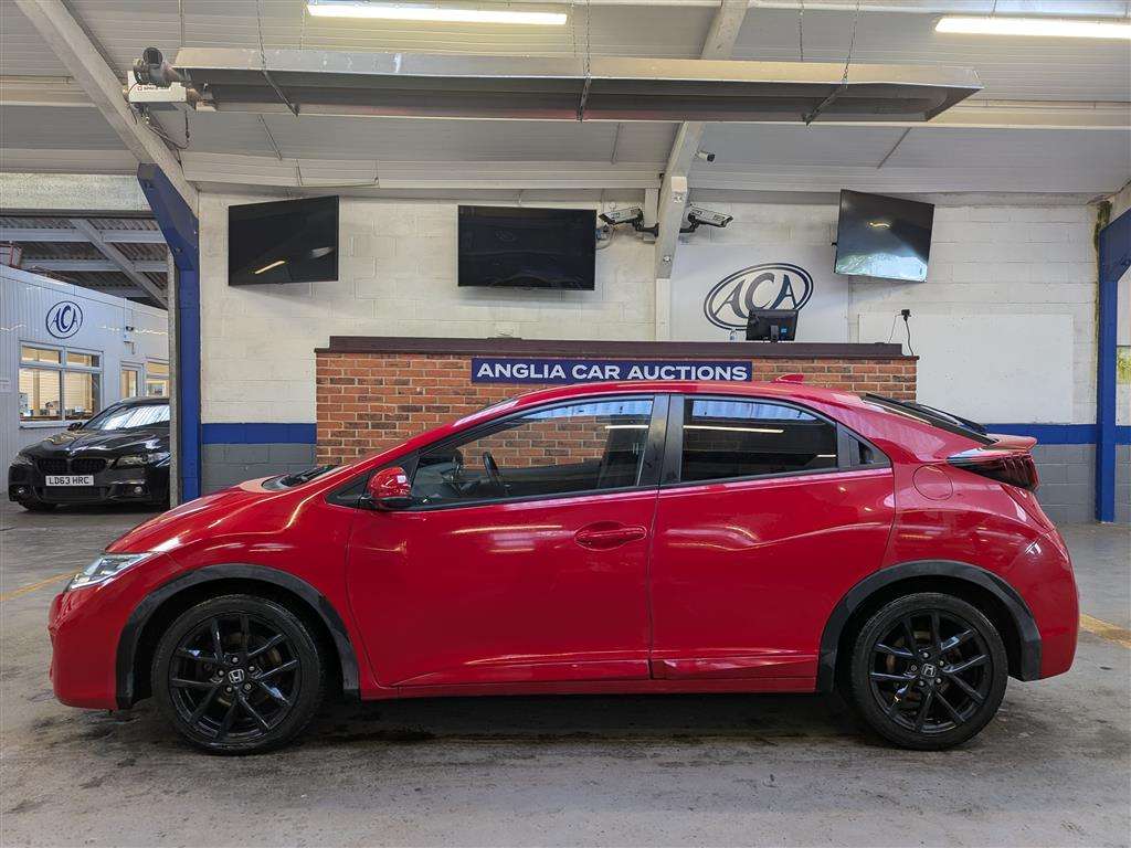 <p>2015 HONDA CIVIC I-DTEC SPORT NAVI</p>