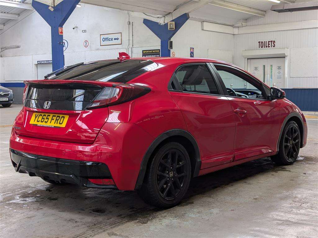 <p>2015 HONDA CIVIC I-DTEC SPORT NAVI</p>