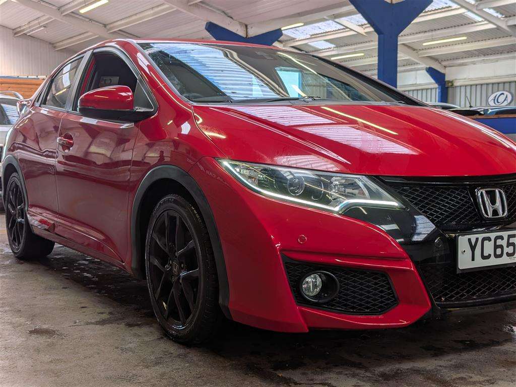 <p>2015 HONDA CIVIC I-DTEC SPORT NAVI</p>