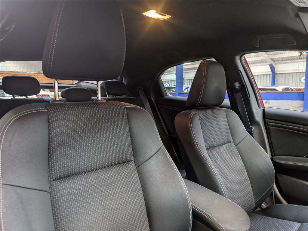 <p>2015 HONDA CIVIC I-DTEC SPORT NAVI</p>