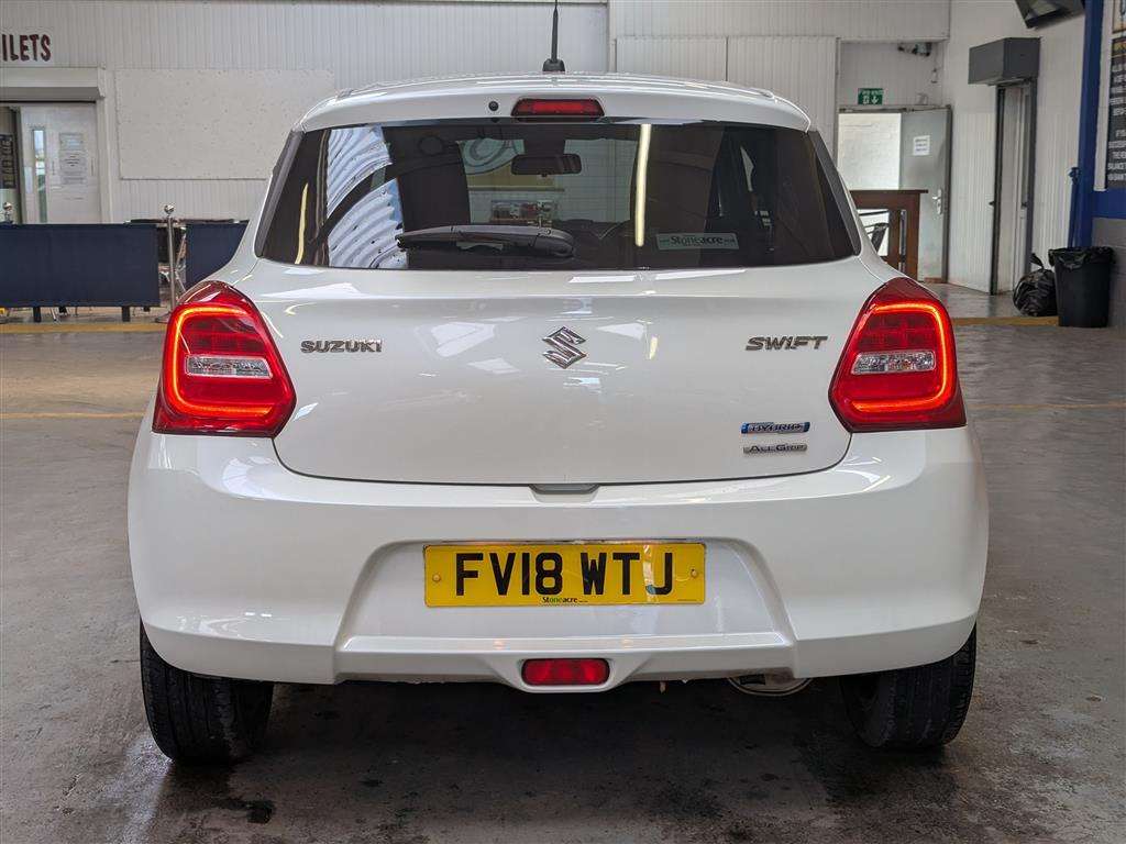 <p>2018 SUZUKI SWIFT SZ5 DUALJET SHVS AL</p>