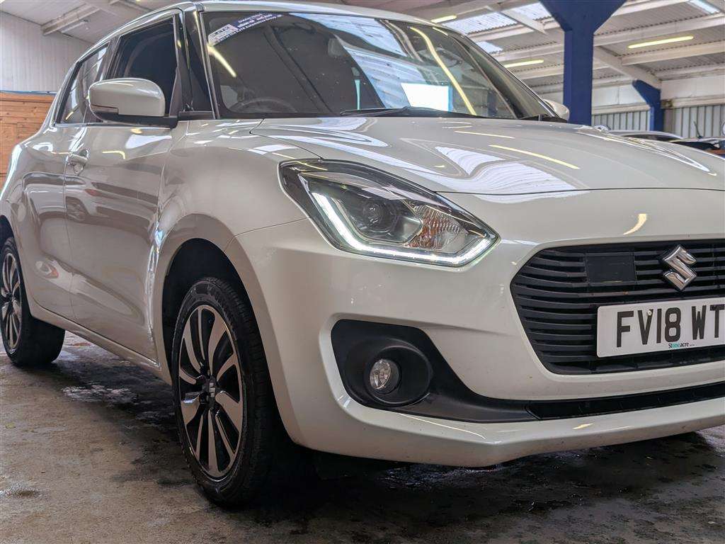 <p>2018 SUZUKI SWIFT SZ5 DUALJET SHVS AL</p>
