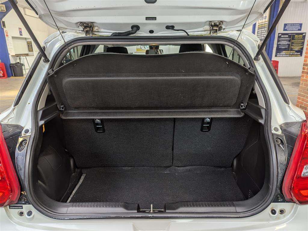 <p>2018 SUZUKI SWIFT SZ5 DUALJET SHVS AL</p>