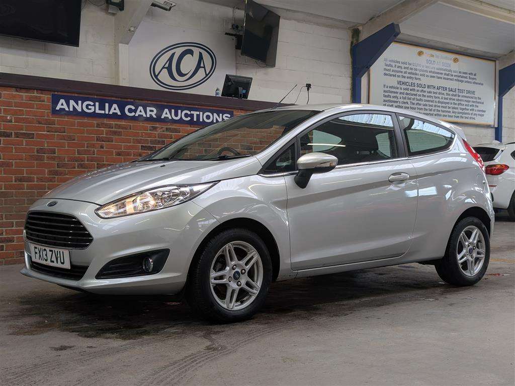 <p>2013 FORD FIESTA ZETEC</p>