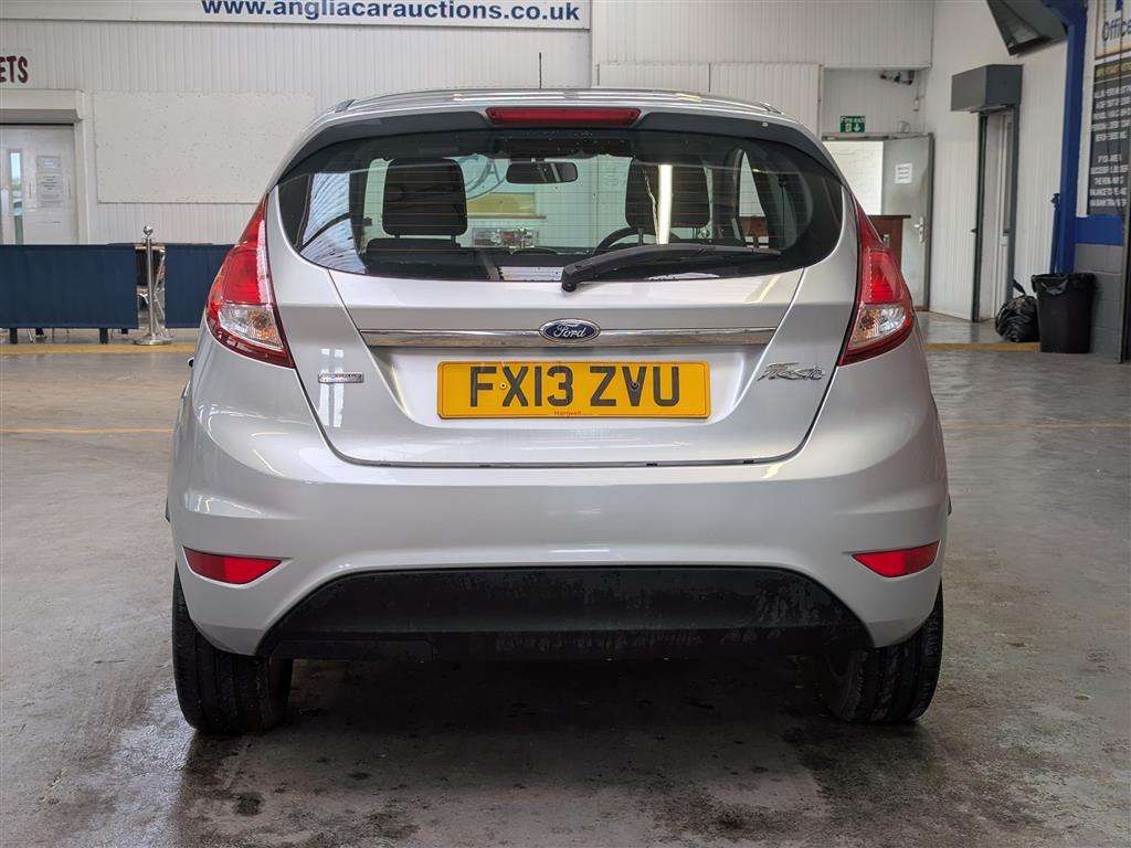 <p>2013 FORD FIESTA ZETEC</p>