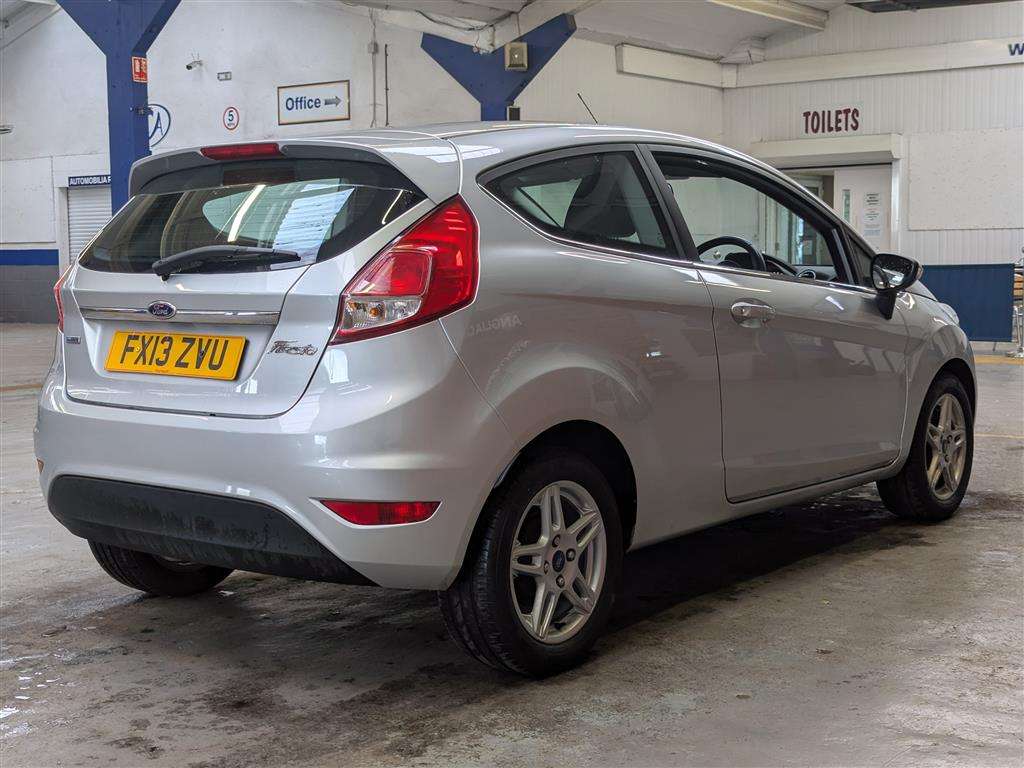 <p>2013 FORD FIESTA ZETEC</p>