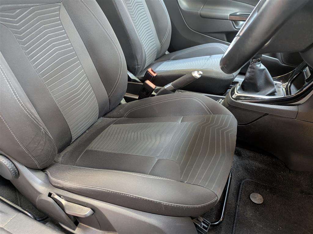 <p>2013 FORD FIESTA ZETEC</p>