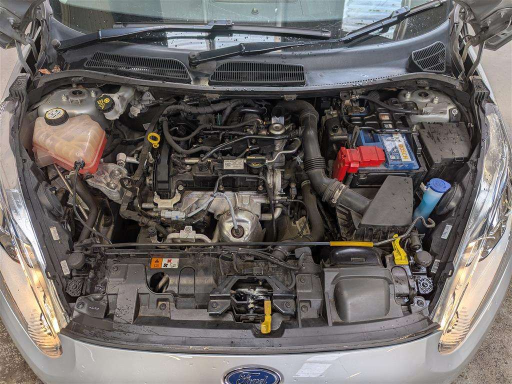 <p>2013 FORD FIESTA ZETEC</p>