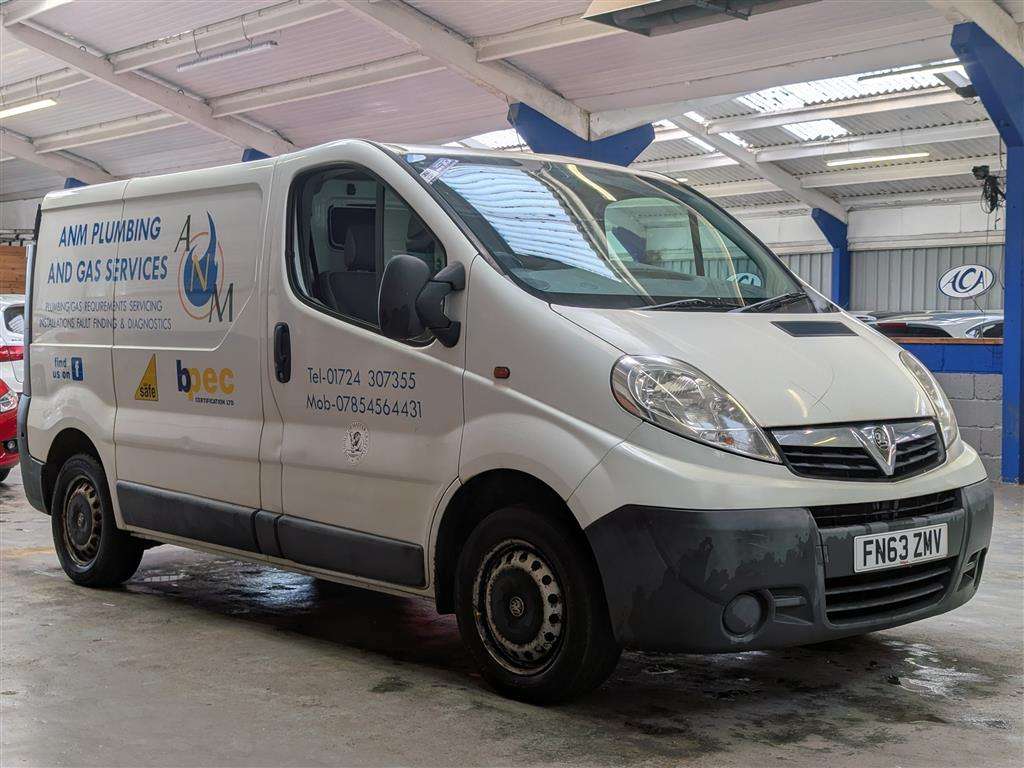 <p>2013 VAUXHALL VIVARO 2700 CDTI 89 SWB</p>