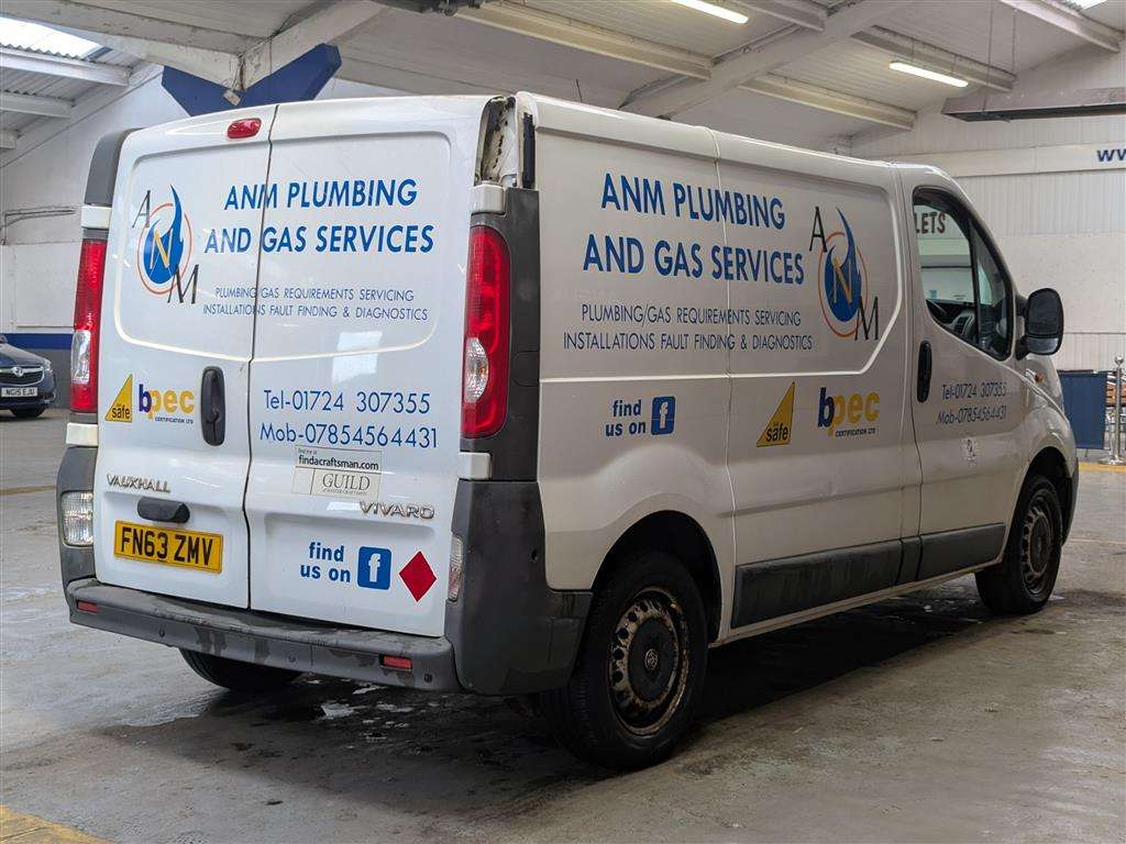 <p>2013 VAUXHALL VIVARO 2700 CDTI 89 SWB</p>