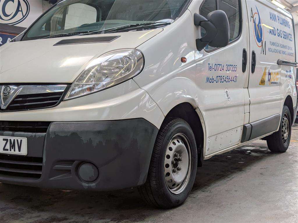 <p>2013 VAUXHALL VIVARO 2700 CDTI 89 SWB</p>