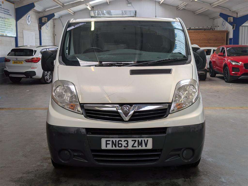 <p>2013 VAUXHALL VIVARO 2700 CDTI 89 SWB</p>