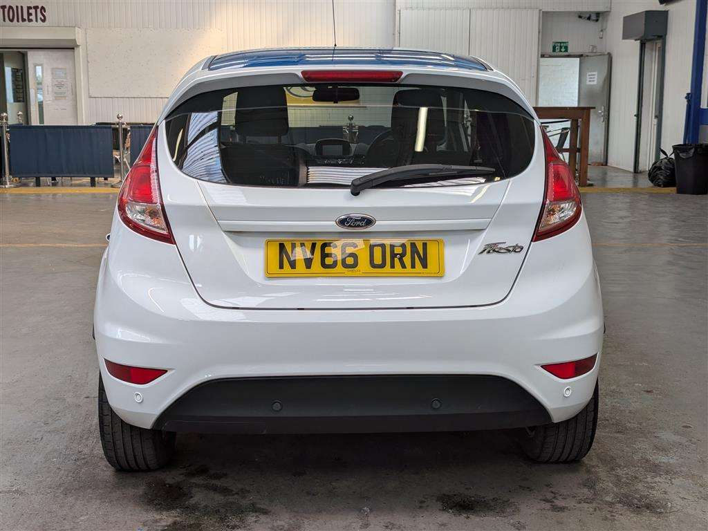 <p>2017 FORD FIESTA ZETEC WHITE EDIT S</p>