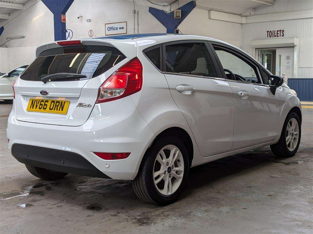<p>2017 FORD FIESTA ZETEC WHITE EDIT S</p>