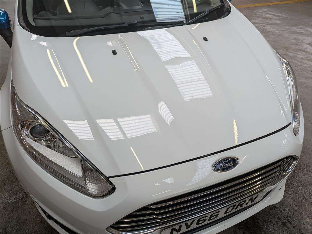 <p>2017 FORD FIESTA ZETEC WHITE EDIT S</p>