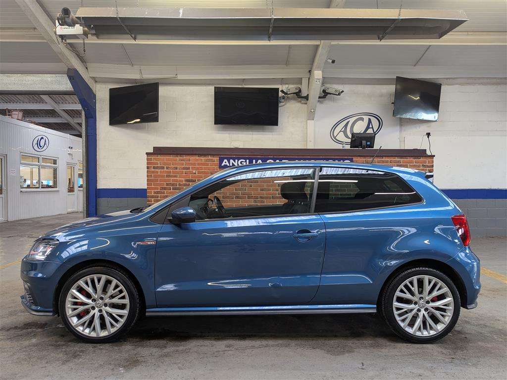 <p>2016 VOLKSWAGEN POLO GTI</p>