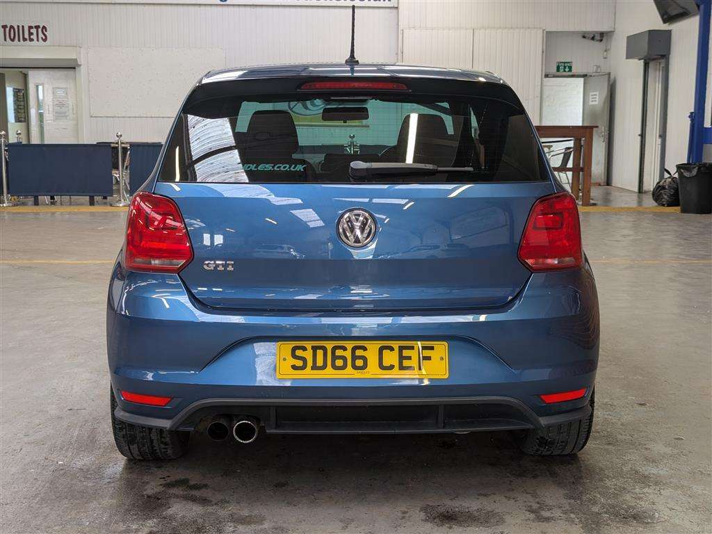 <p>2016 VOLKSWAGEN POLO GTI</p>