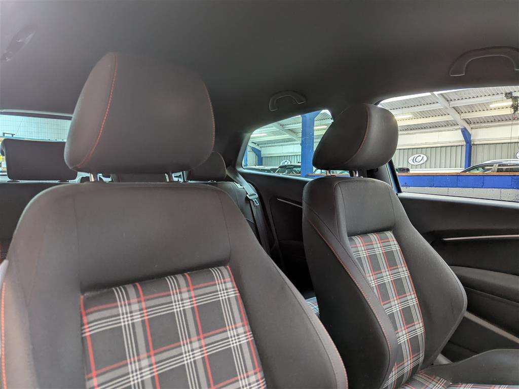 <p>2016 VOLKSWAGEN POLO GTI</p>