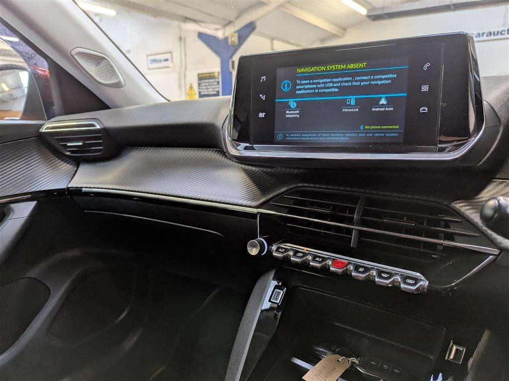 <p>2020 PEUGEOT 2008 ACTIVE EV</p>