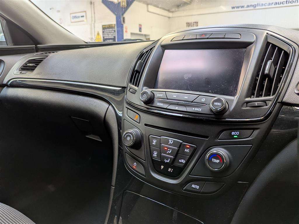 <p>2014 VAUXHALL INSIGNIA TECHLINE CDTI EC</p>