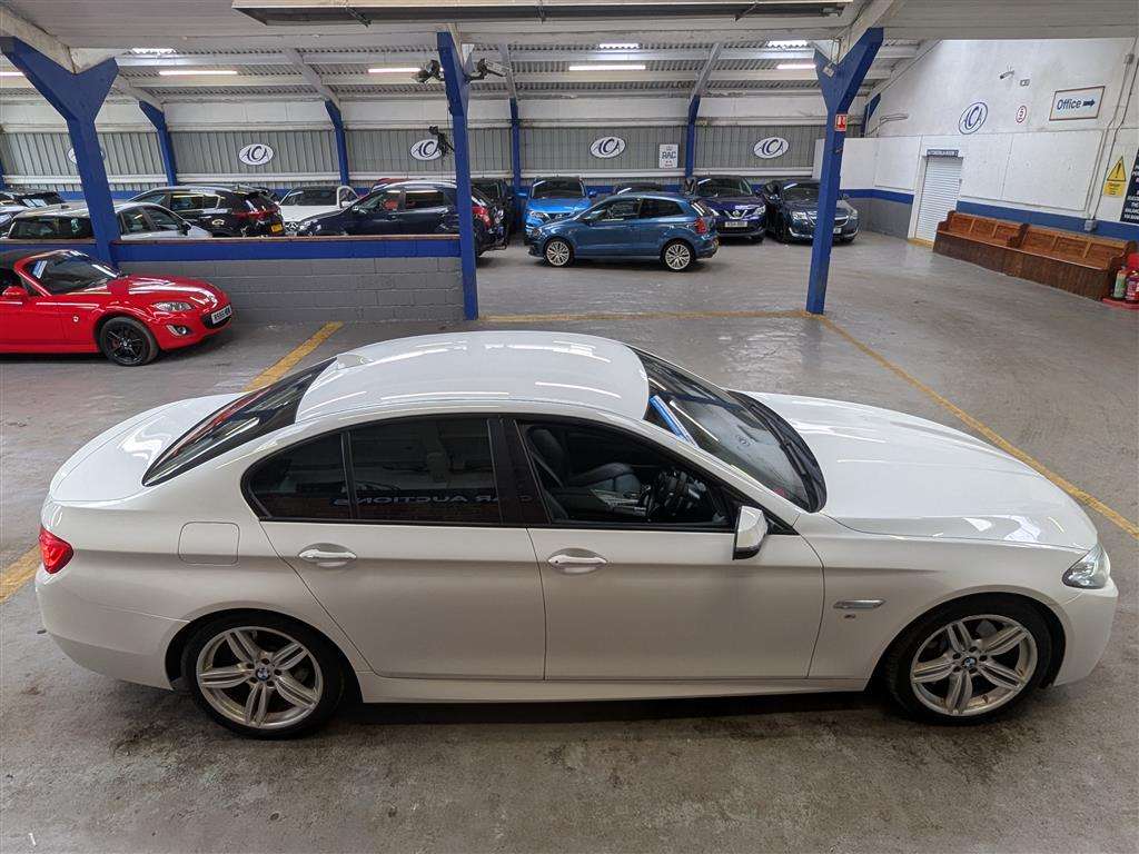 <p>2015 BMW 535D M SPORT AUTO</p>