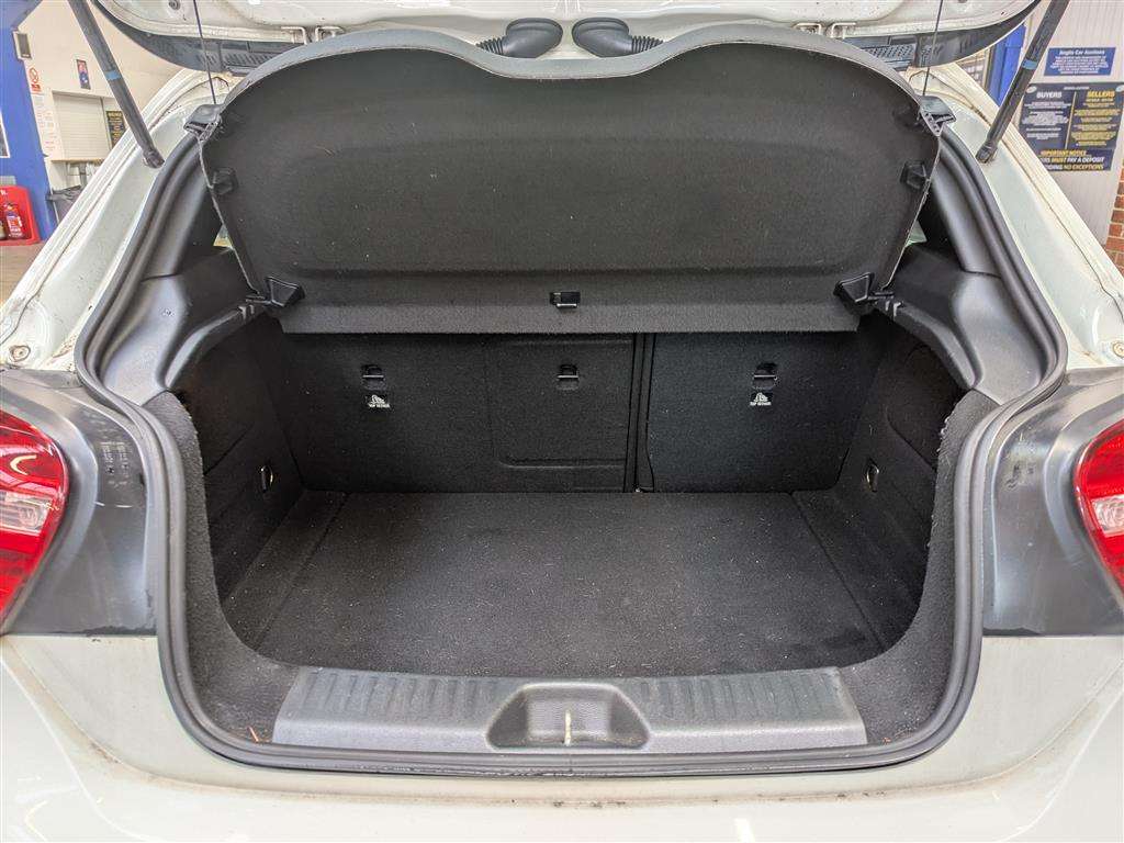 <p>2013 MERCEDES-BENZ A180 BLUE-CY AMG SPORT CD</p>