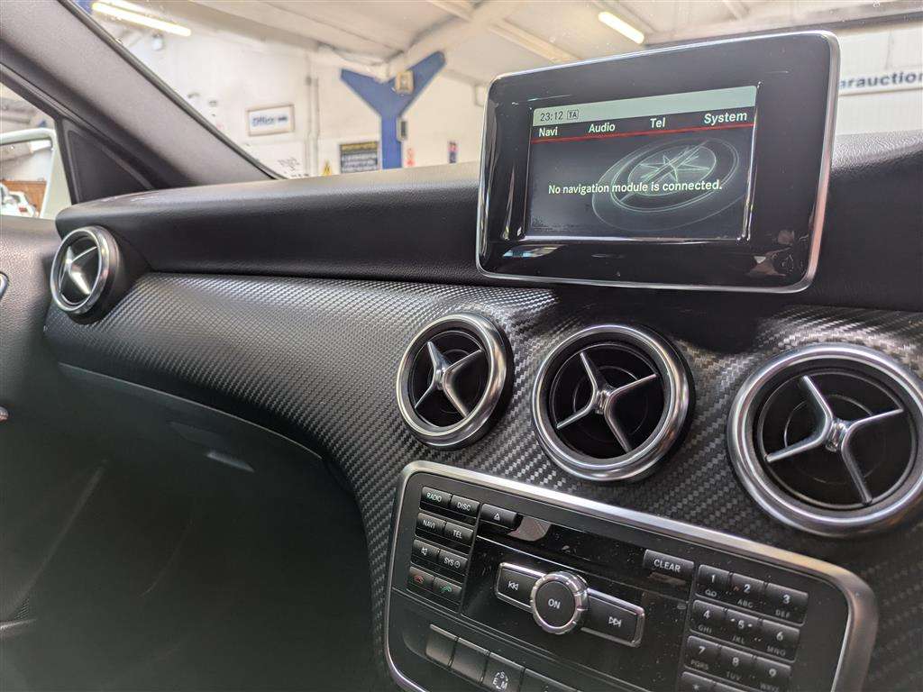 <p>2013 MERCEDES-BENZ A180 BLUE-CY AMG SPORT CD</p>