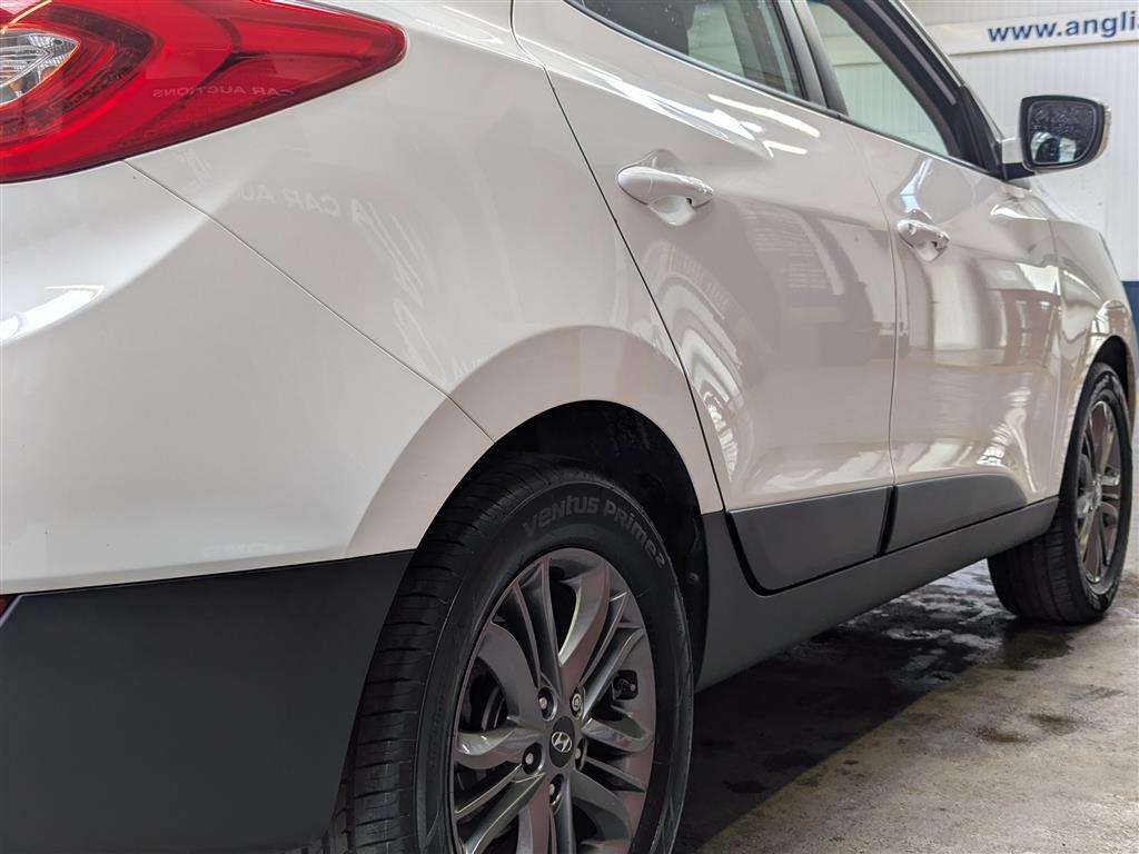<p>2014 HYUNDAI IX35 SE NAV CRDI</p>