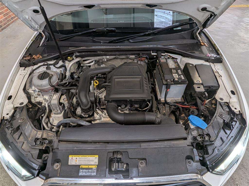 <p>2017 AUDI A3 SE TFSI</p>
