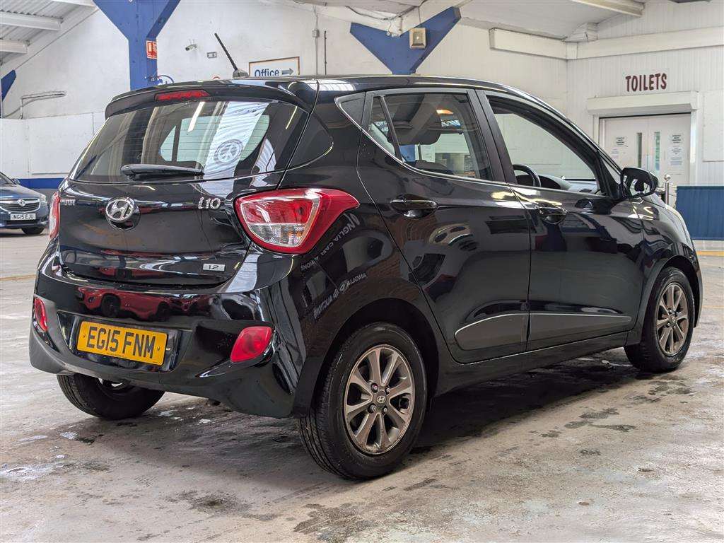 <p>2015 HYUNDAI I10 PREMIUM</p>
