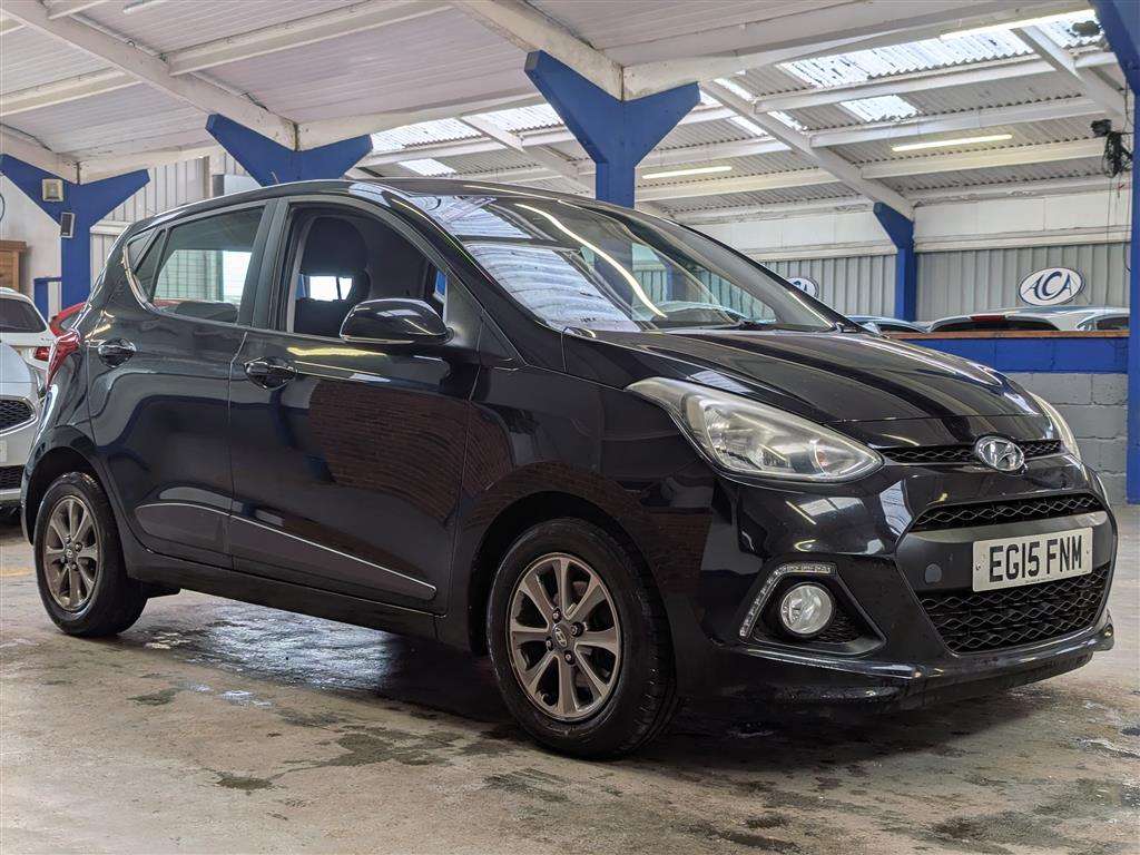 <p>2015 HYUNDAI I10 PREMIUM</p>