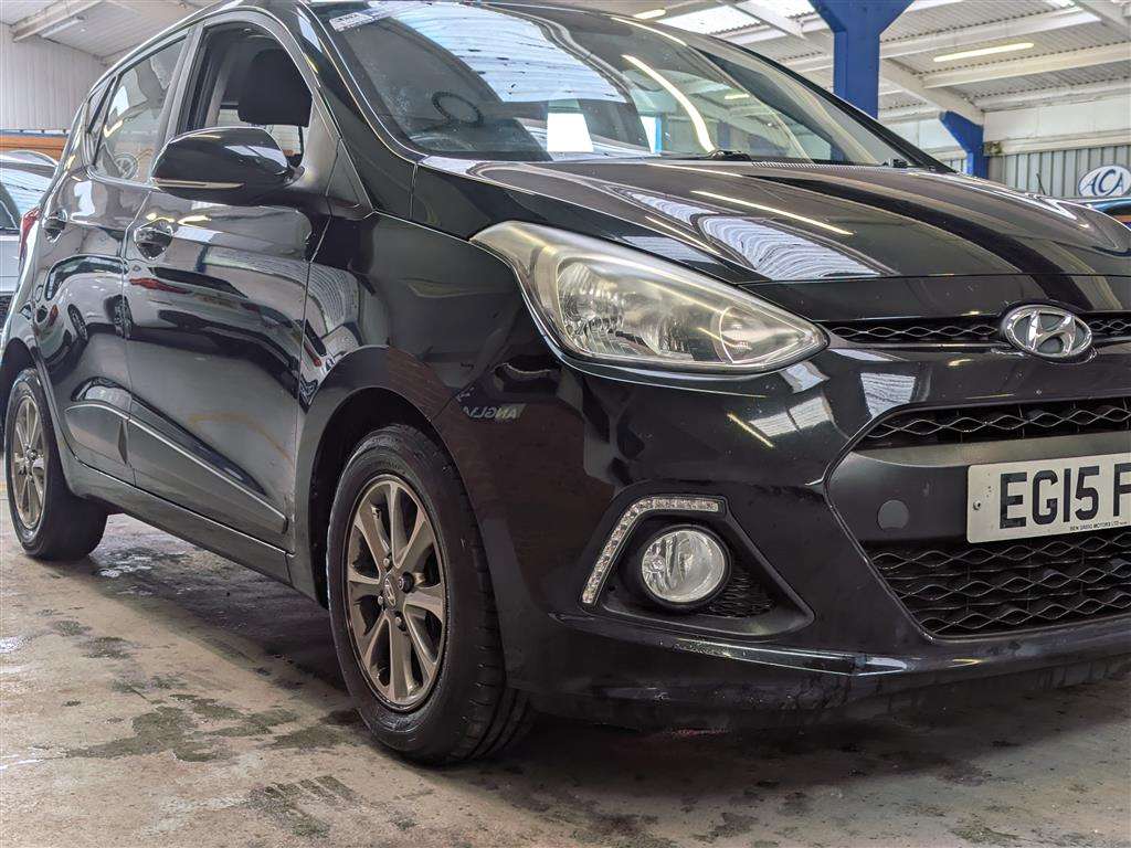 <p>2015 HYUNDAI I10 PREMIUM</p>