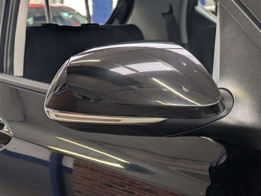 <p>2015 HYUNDAI I10 PREMIUM</p>