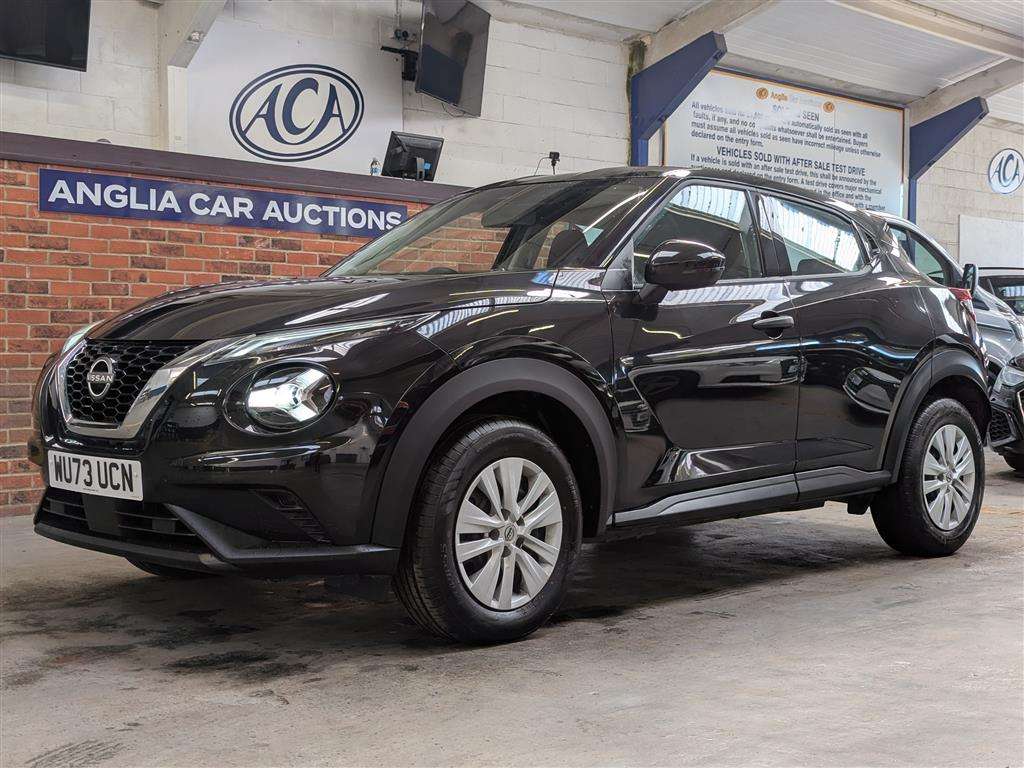 <p>2023 NISSAN JUKE VISIA DIG-T</p>