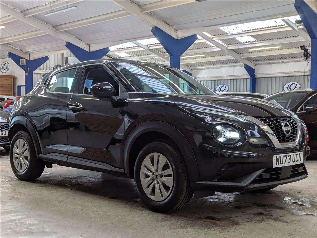 <p>2023 NISSAN JUKE VISIA DIG-T</p>
