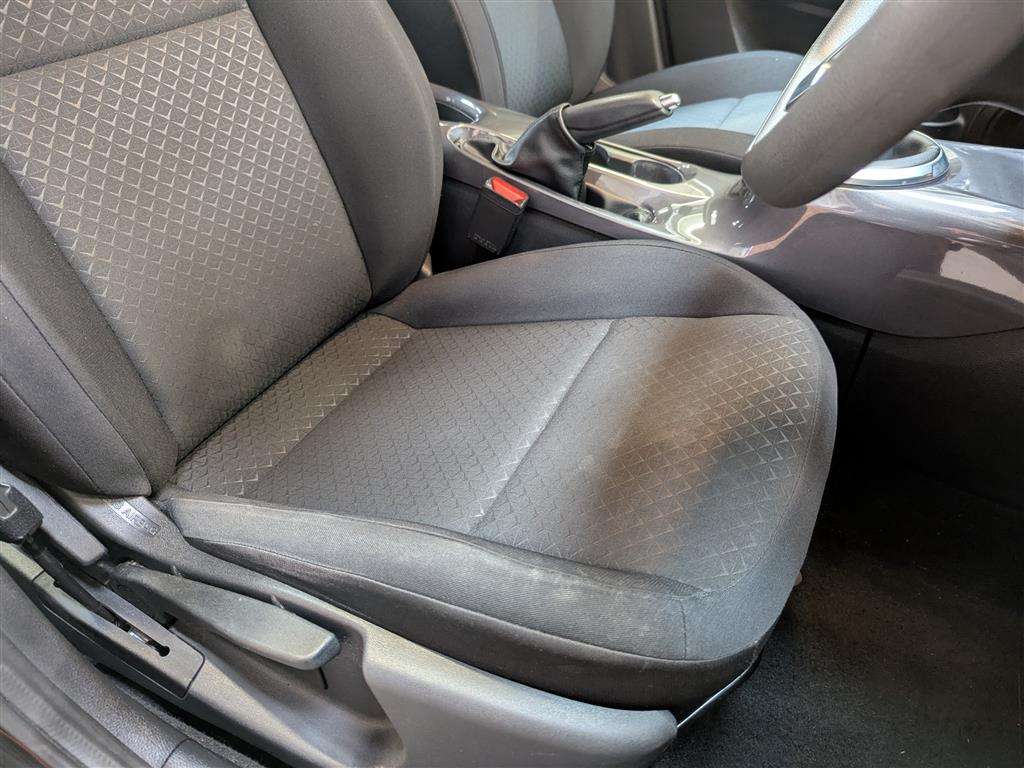 <p>2023 NISSAN JUKE VISIA DIG-T</p>