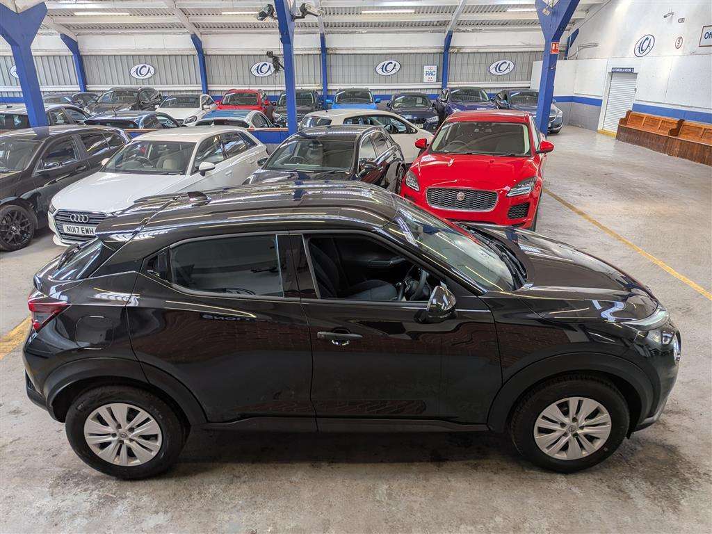 <p>2023 NISSAN JUKE VISIA DIG-T</p>
