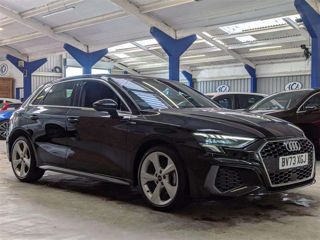<p>2023 AUDI A3 S LINE 30 TFSI MHEV S-</p>