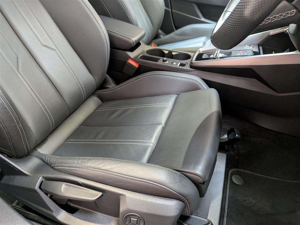 <p>2023 AUDI A3 S LINE 30 TFSI MHEV S-</p>