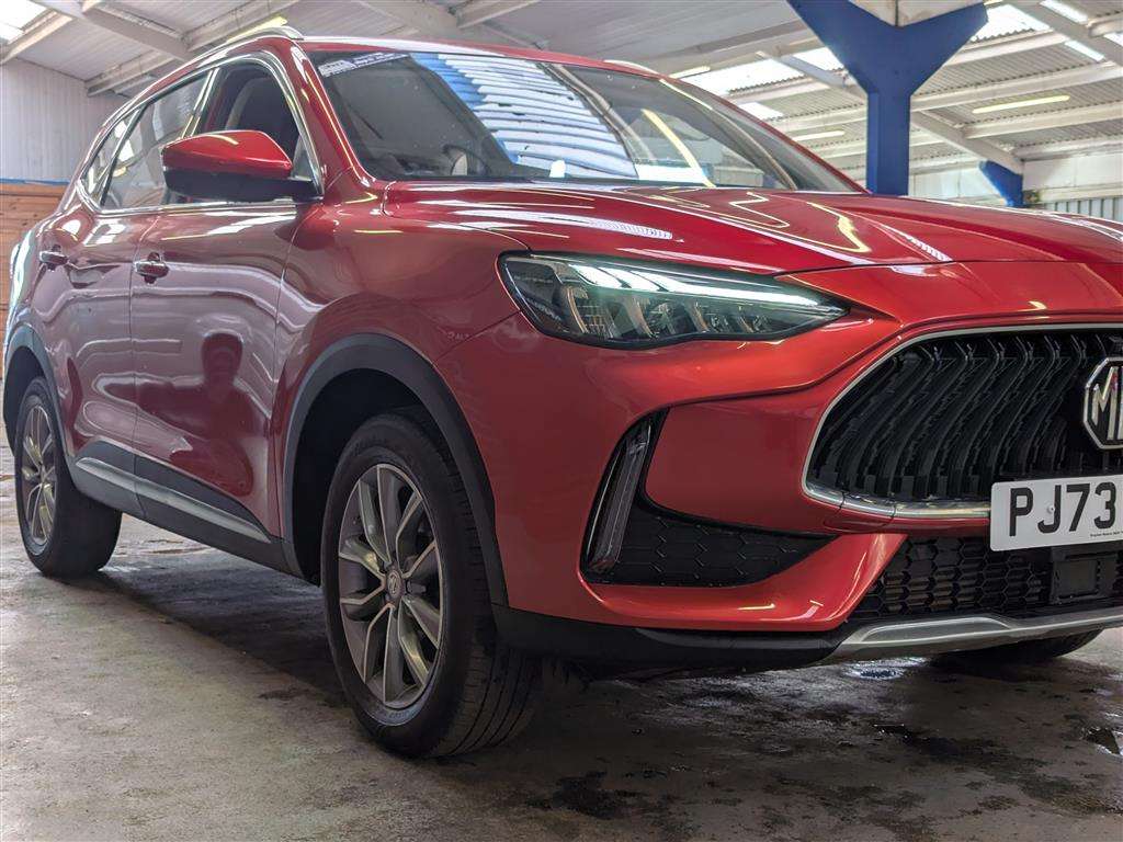 <p>2023 MG HS SE S-A</p>