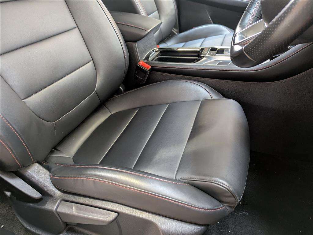 <p>2023 MG HS SE S-A</p>