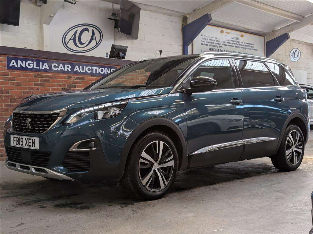 <p>2019 PEUGEOT 5008 GT LINE BLUEHDI S/S</p>