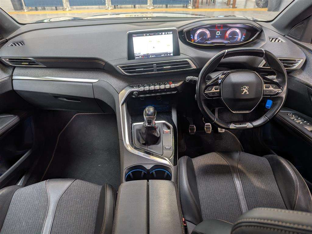 <p>2019 PEUGEOT 5008 GT LINE BLUEHDI S/S</p>