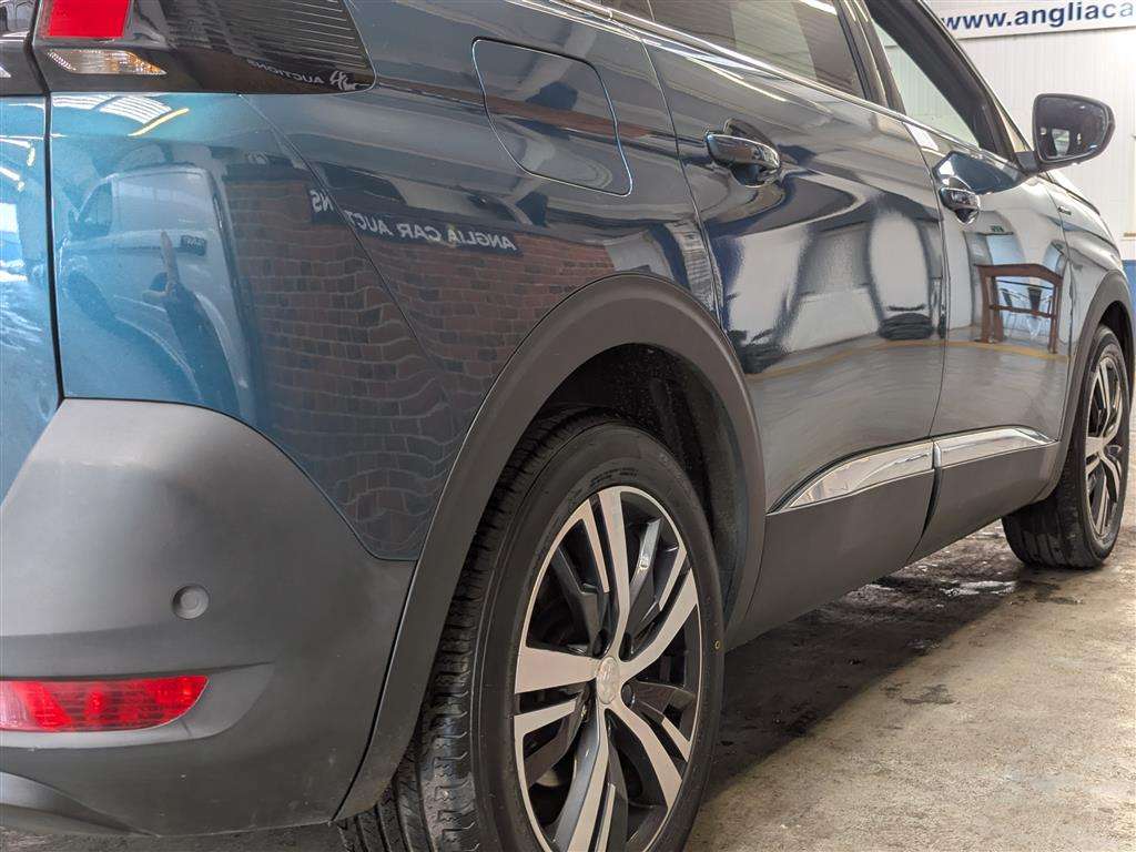 <p>2019 PEUGEOT 5008 GT LINE BLUEHDI S/S</p>