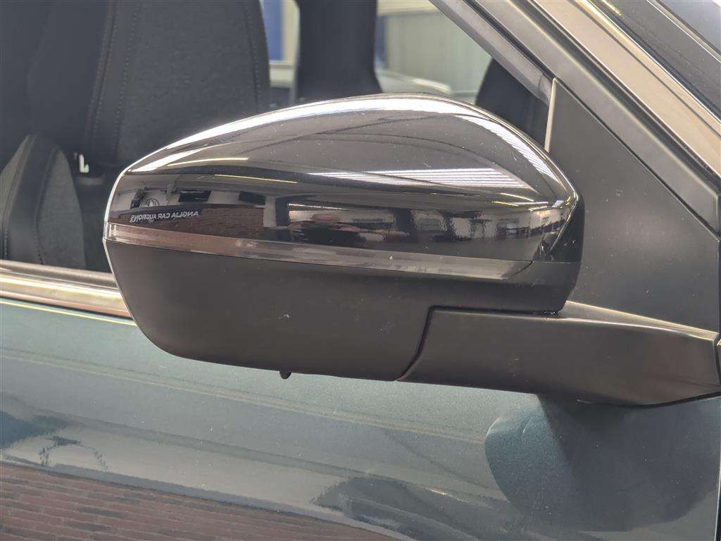 <p>2019 PEUGEOT 5008 GT LINE BLUEHDI S/S</p>