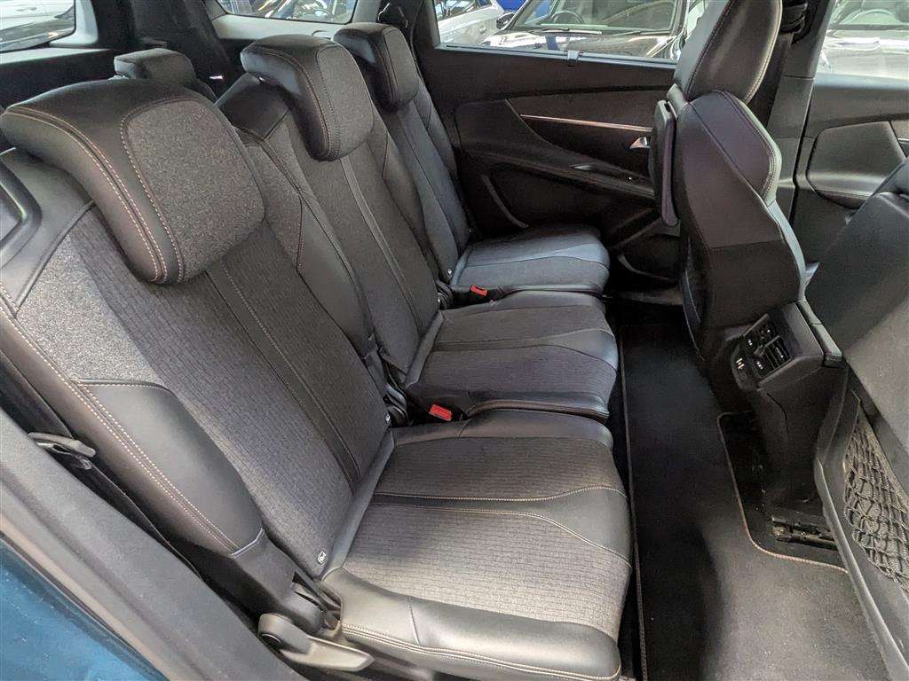 <p>2019 PEUGEOT 5008 GT LINE BLUEHDI S/S</p>