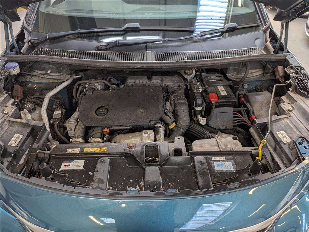 <p>2019 PEUGEOT 5008 GT LINE BLUEHDI S/S</p>