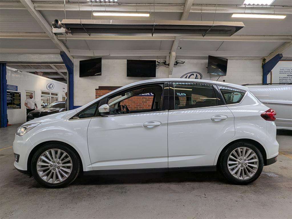 <p>2015 FORD C-MAX TITANIUM TURBO</p>