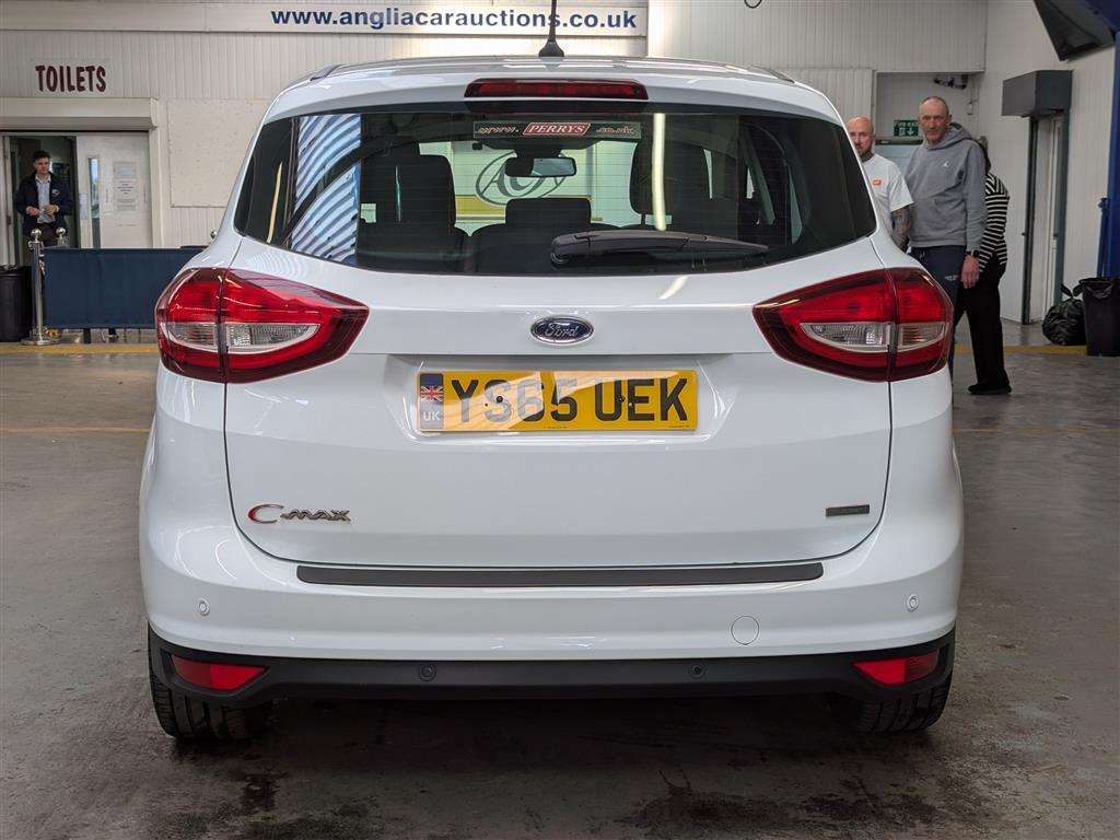 <p>2015 FORD C-MAX TITANIUM TURBO</p>