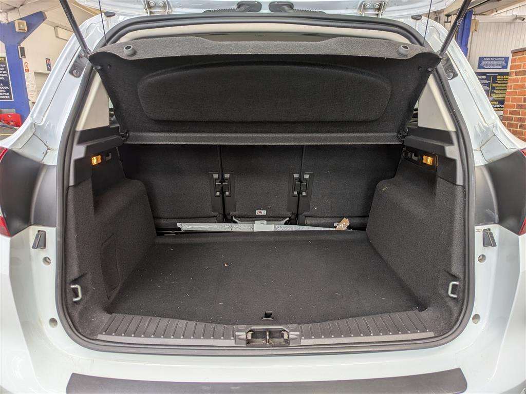 <p>2015 FORD C-MAX TITANIUM TURBO</p>